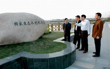 引江河