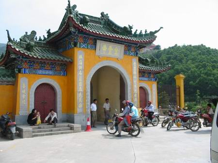黄杨金台寺