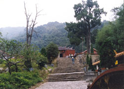 阴那山灵光寺