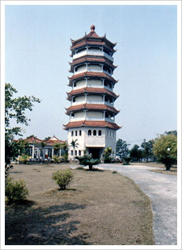 桂东南纪念塔