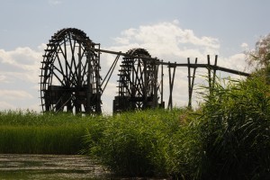 鸣翠湖